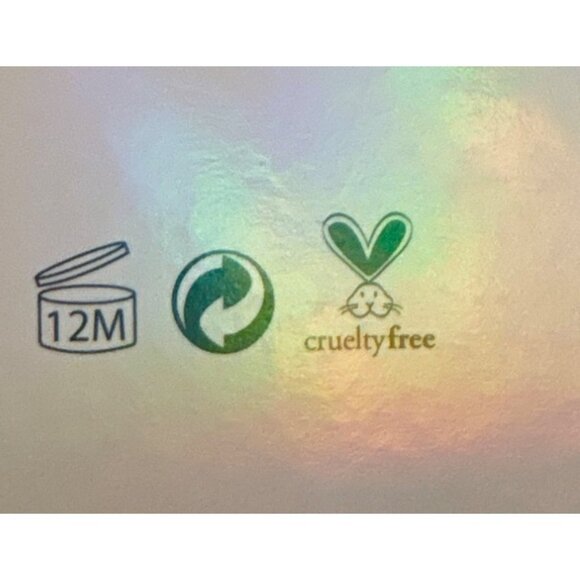 Melinaglamour Beauty 12-Color Eyeshadow Palette Mirror Bold & Neutral Shades - Picture 5 of 5